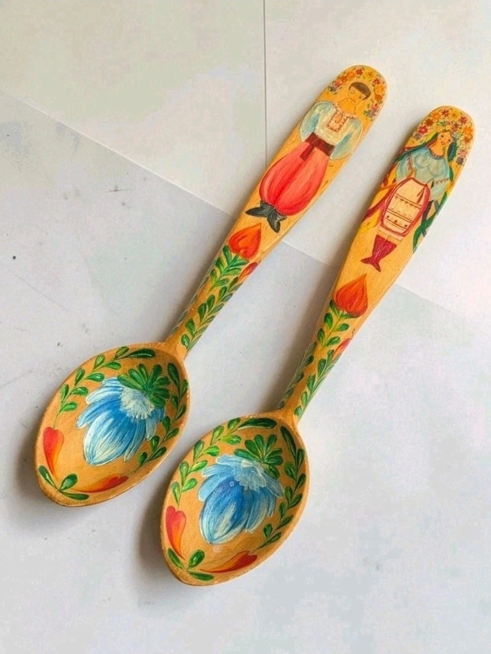 Ukrainian Folk Art Signed Pair Of Hand Painted Wooden Spoons Couple Wall Decor